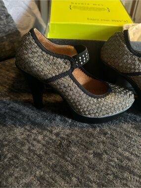 bernie mev. Metallic Woven Mary Jane Heels in Gold and Black